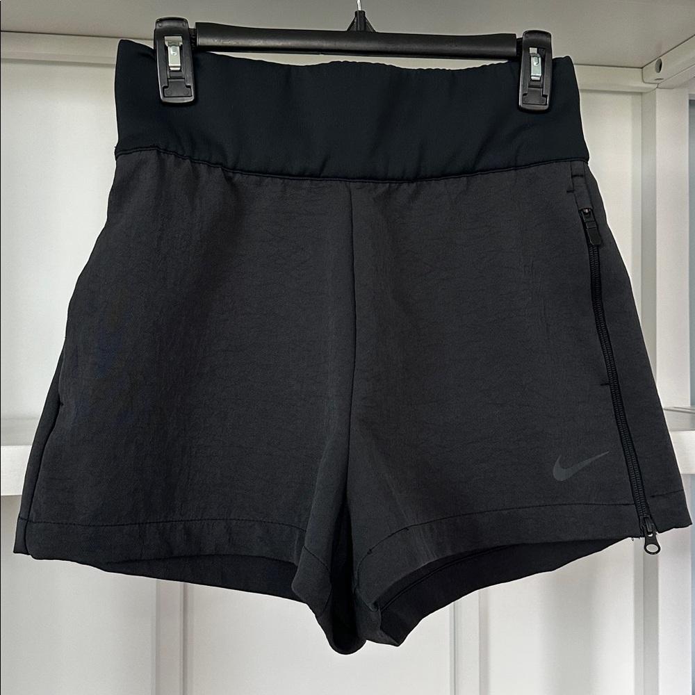 Bundle 5 items @ 15$, pay only 45$ - 2 items free! Nike Performance Golf Shorts